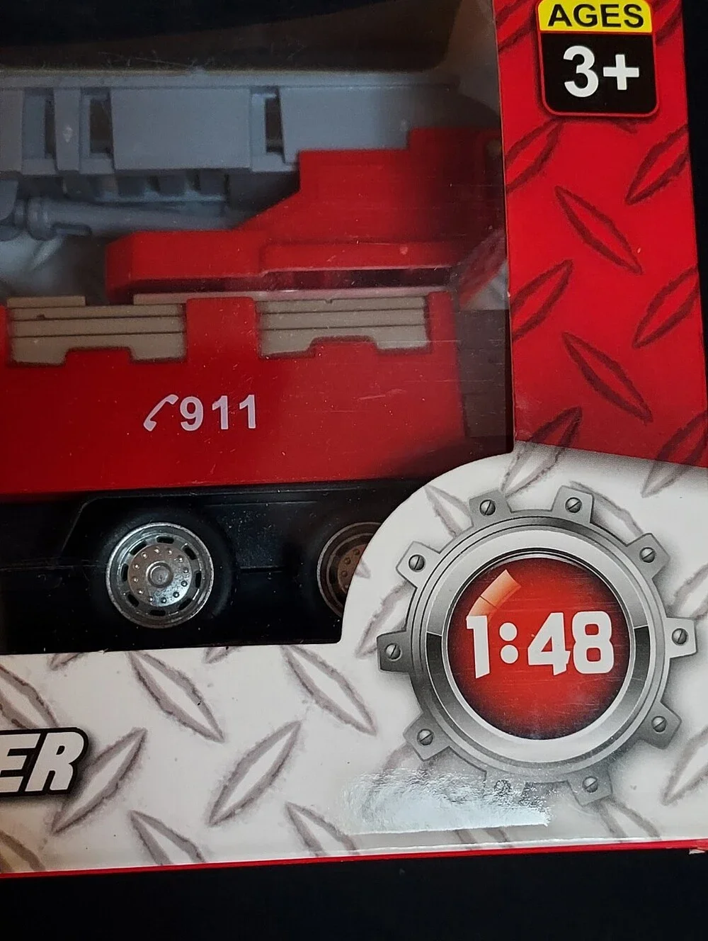 Mobilcity Red Fire Ladder Die Cast Plastic Truck Toy 1:48 Scale 2022 Mobilcast